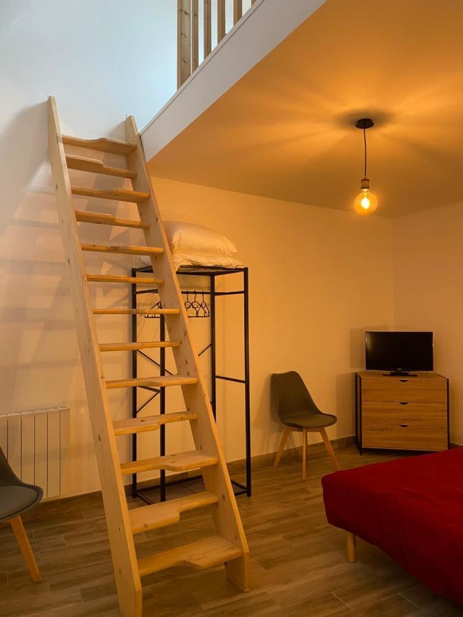 Le Cristallin Gite Plein Coeur De Chablis Apartment Bagian luar foto